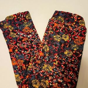 LuLaRoe Kids Leggings. Size L/XL. Floral print.